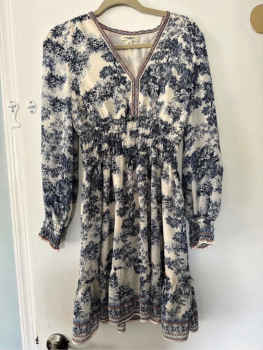 Max Studio Floral Smocked Midi Dress in Blue & Cream Size Medium
